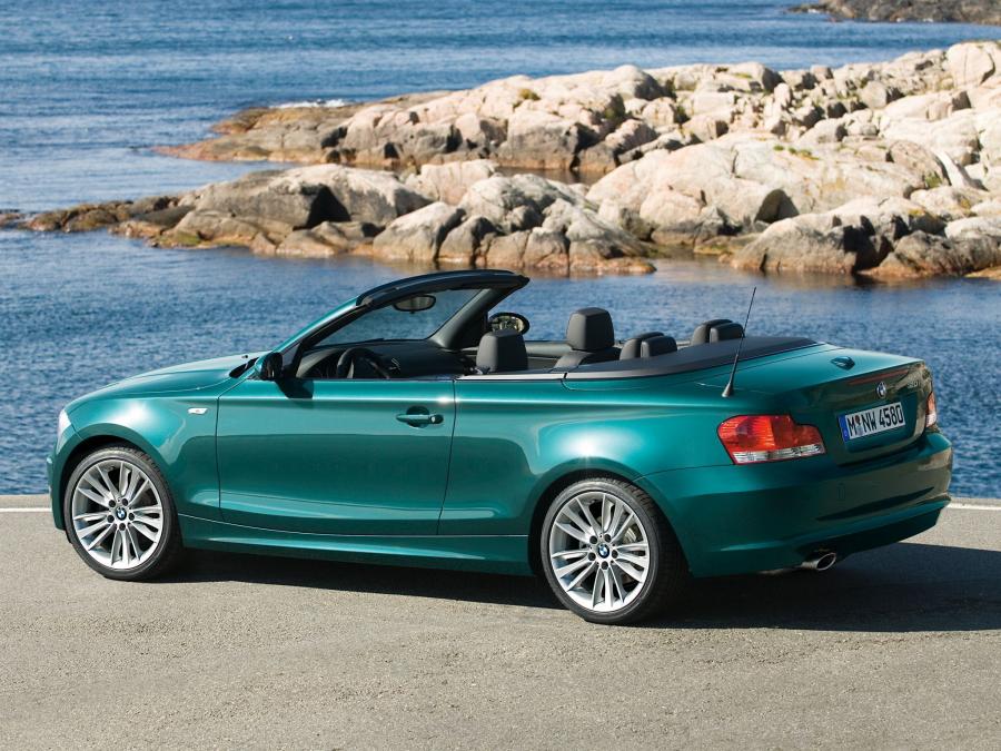  BMW 120i Convertible 2008 года  (фото 12 из 13)